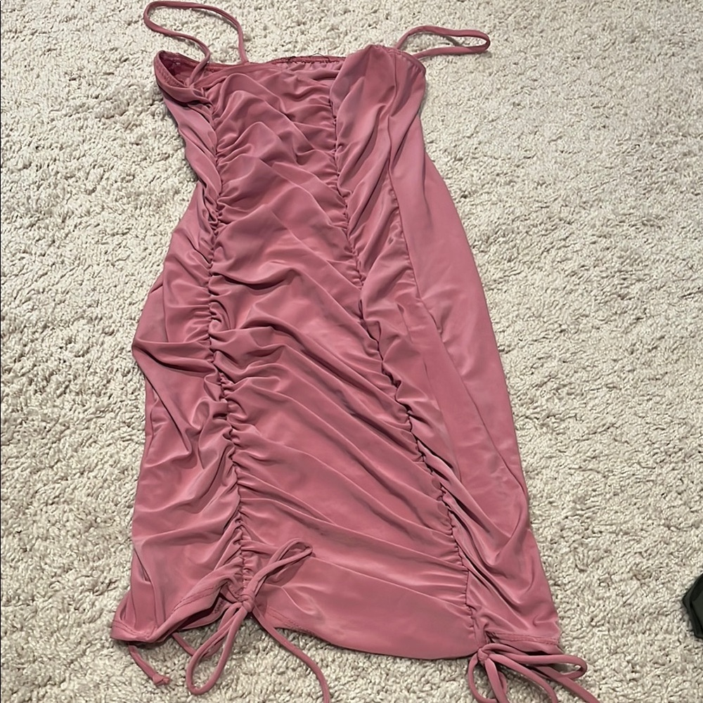 Ruched Mauve Dress with Ties 😍😍😍 You’ll be the bell of the ball 😁